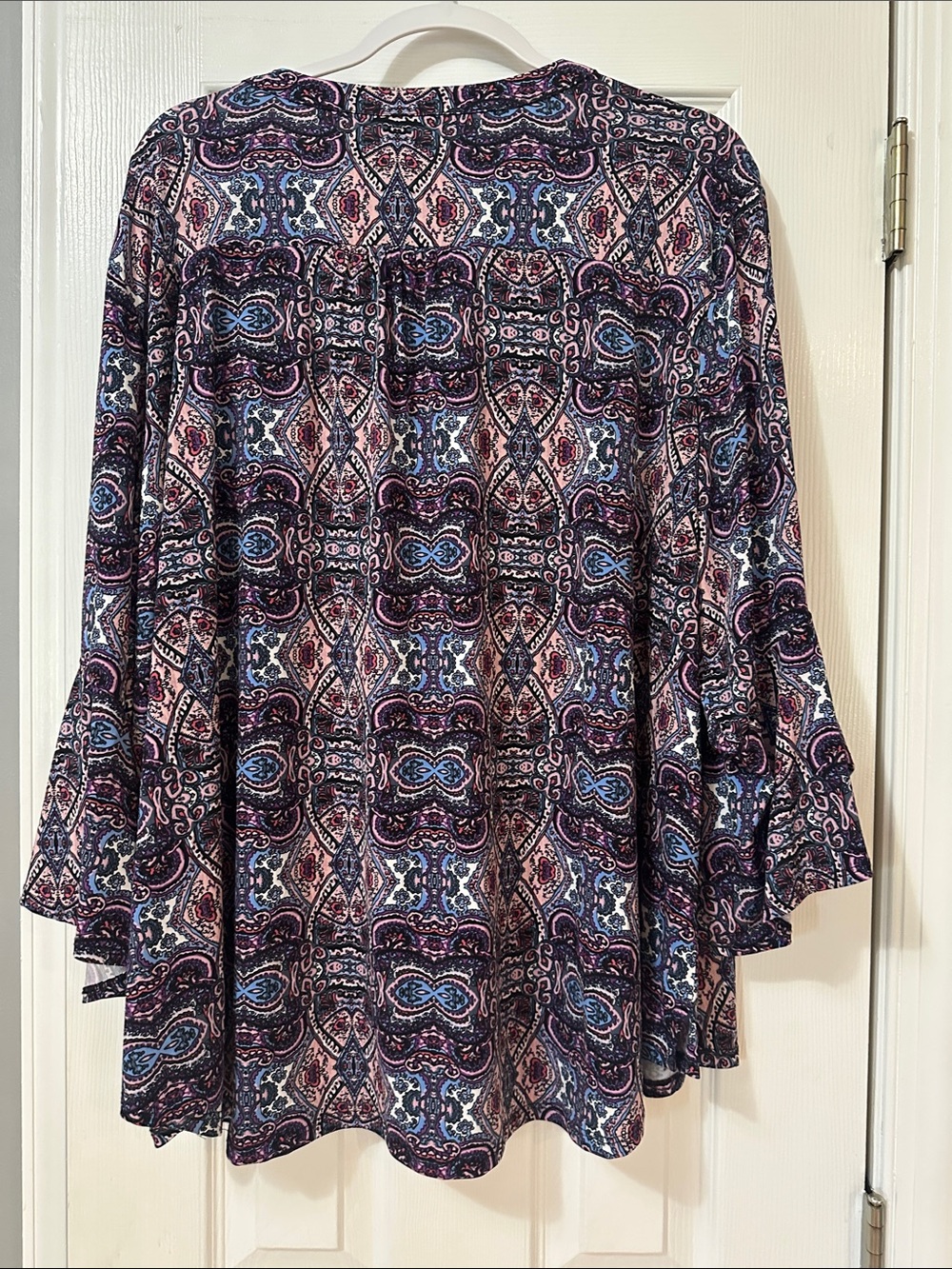 Women’s Cato Paisley-Print V-Neck Tunic in Blue & Purple- 22/24W - Picture 3 of 5